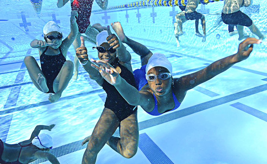 Age Group Swimmers Underwater