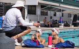 .  <strong class="sf